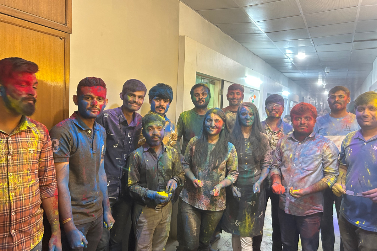 Life_at_mtpl_holi_celebration3