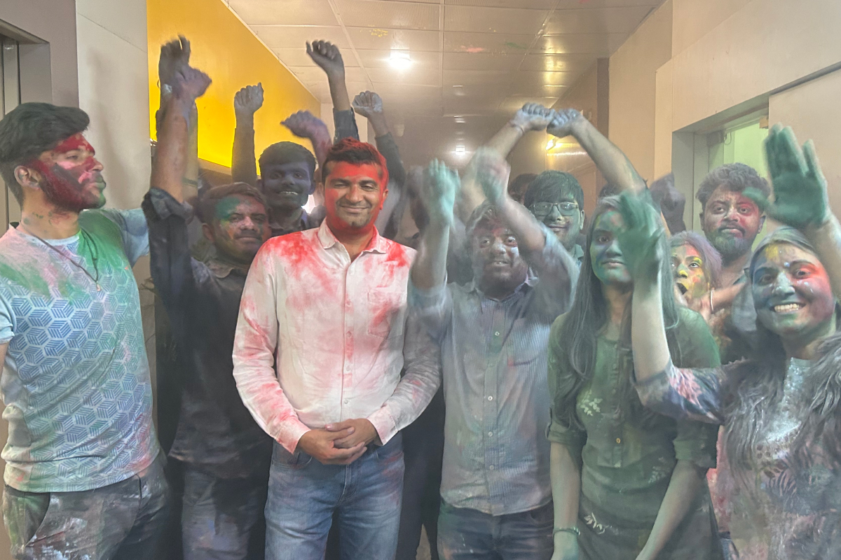 Life_at_mtpl_holi_celebration3